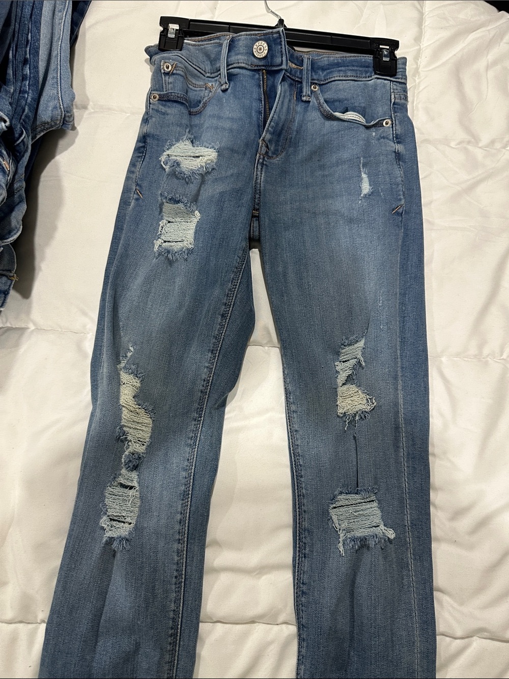 Express Women's Straight Leg Distressed Jeans - Medium Blue